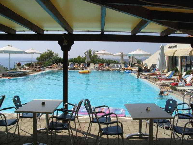 Liberatos Village Argostoli  Eksteriør billede